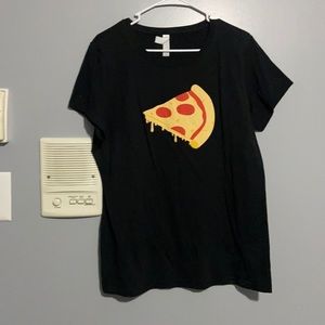 T-shirt with pizza design